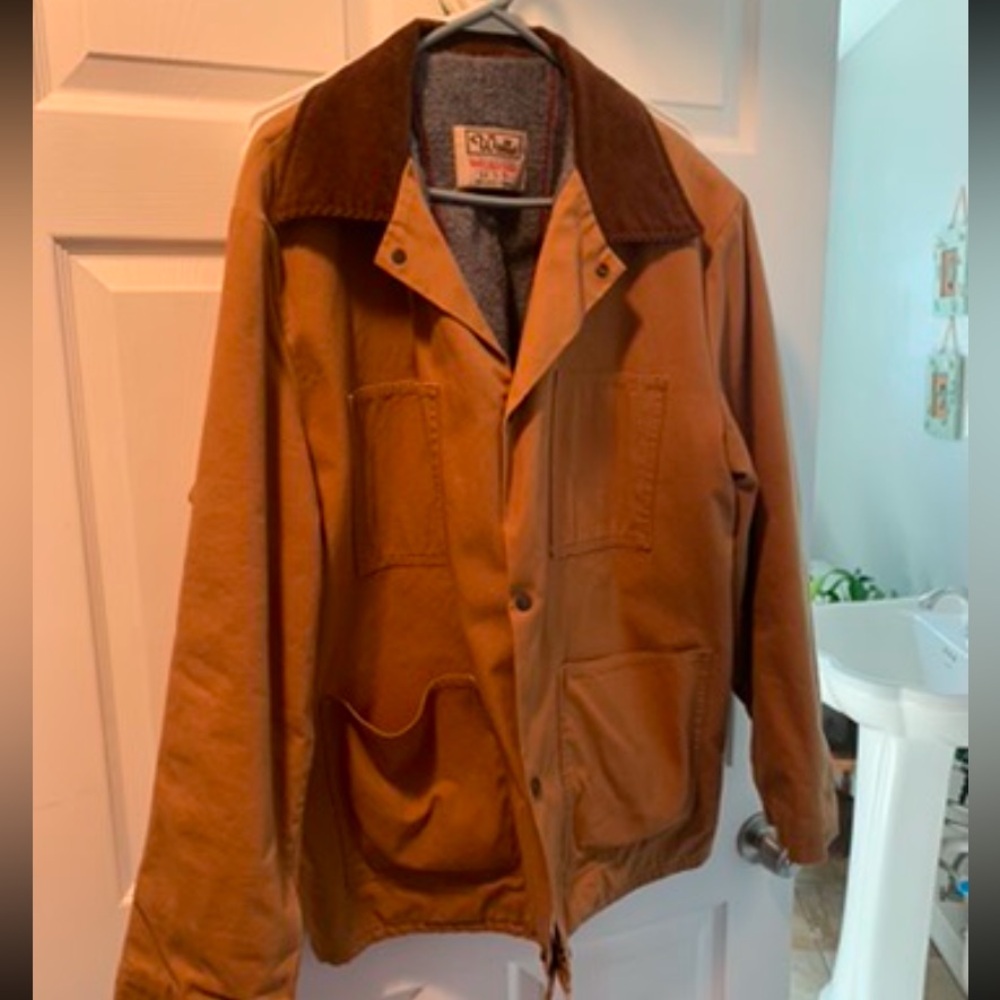 Men’s Jacket - Picture 2 of 4